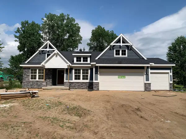 7060 Pinehurst Drive NE, Rockford, MI 49341