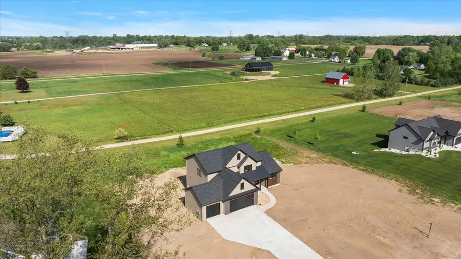 4564 Winding Creek Lane, Zeeland, MI 49464 - #2
