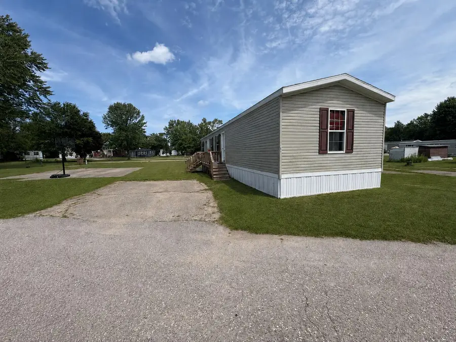 1362 Michigan Unit: 89-183, Otsego, MI 49078 - #2
