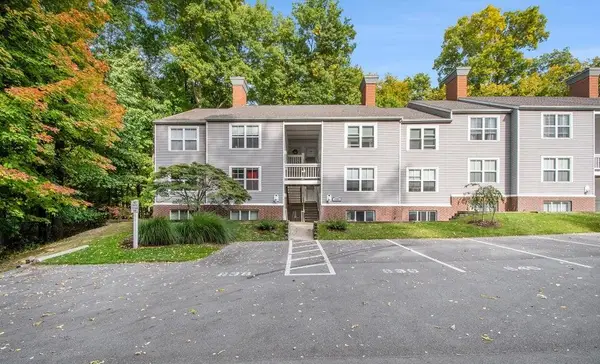 3360 Pine Meadow Drive SE Unit: 102, GrandRapids, MI 49512