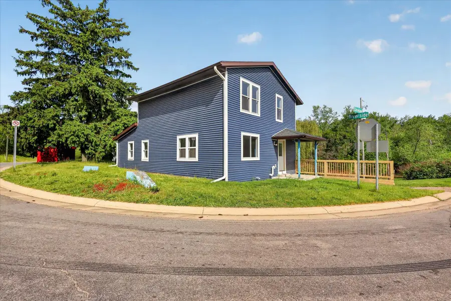 1387 E Riverside Drive, Ionia, MI 48846 - #2