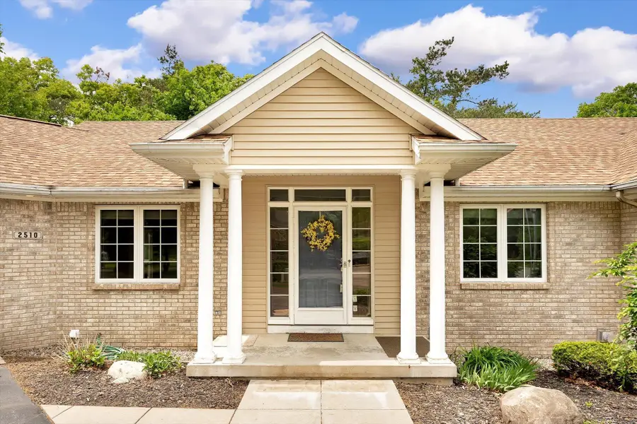 2510 Thoreau Court NE, Northview, MI 49525 - #3