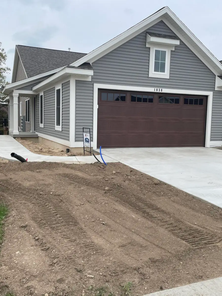 1038 Bellview Meadow Drive SW Unit: 70, Cutlerville, MI 49315 - #2