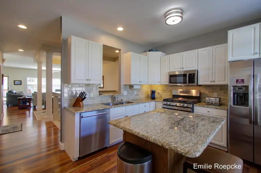 1183 Kensington Street NW, Grand Rapids, MI 49534 - #2