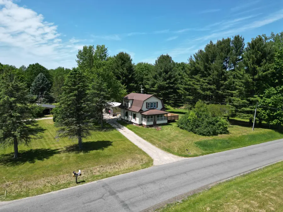 9221 Vinton Avenue NW, Sparta, MI 49345 - #2