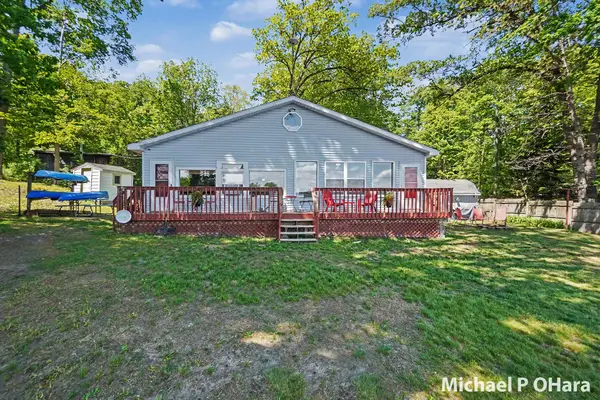 818 W Wells Street, WhiteCloud, MI 49349
