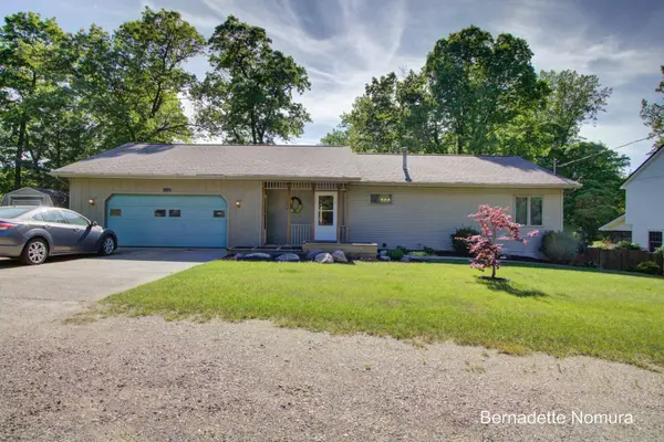 12167 Reyburn Drive NE, Sparta, MI 49345