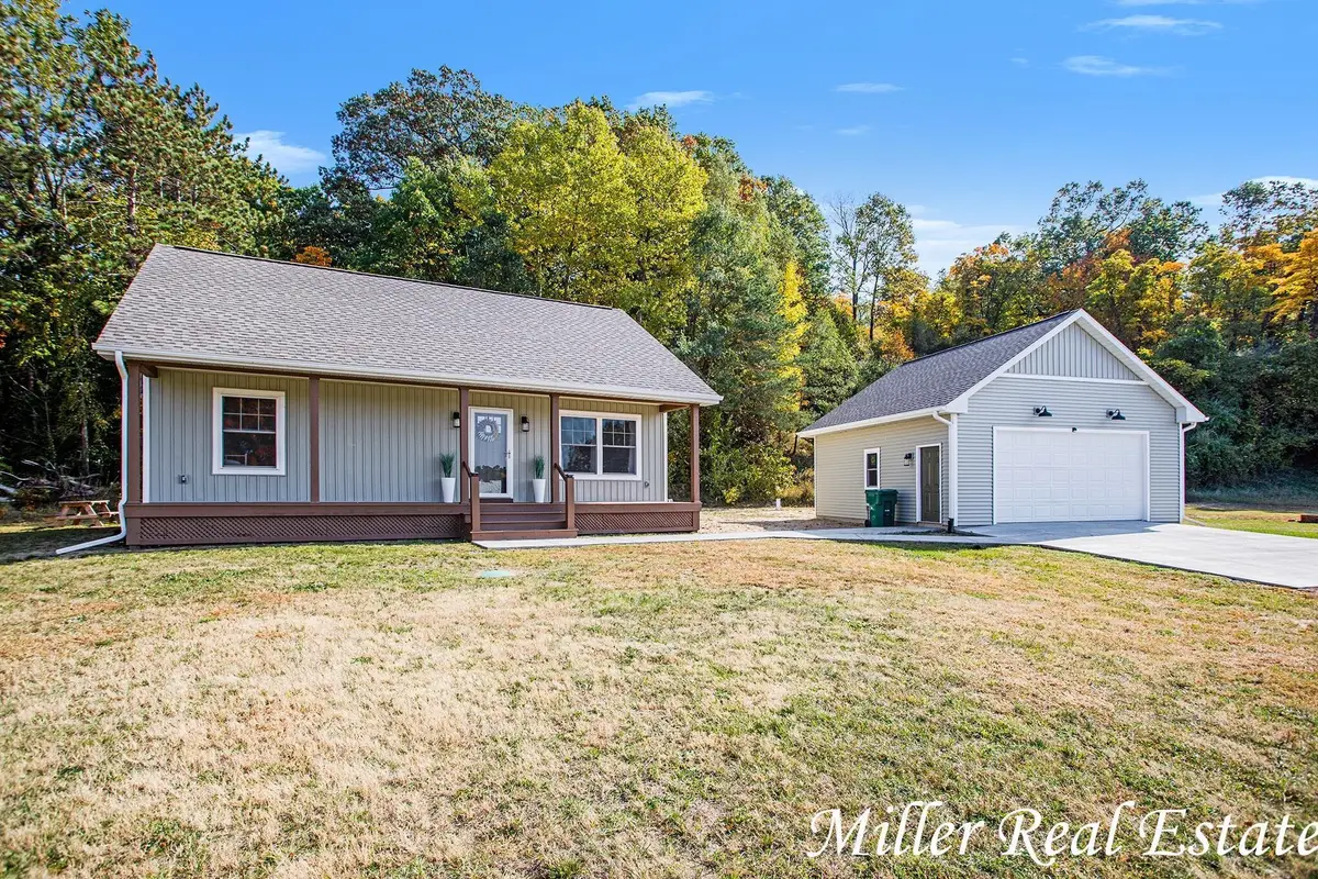 14607 North Avenue, Bellevue, MI 49021 - #1