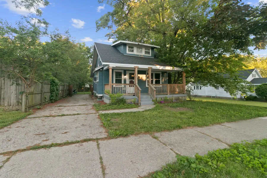 2645 Longstreet Avenue SW, Wyoming, MI 49509 - #2