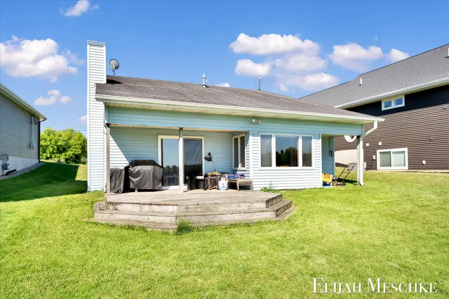 10207 Poplar Drive NE, Rockford, MI 49341 - #3