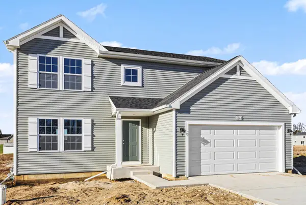 1404 Cedarwood Drive, Greenville, MI 48838