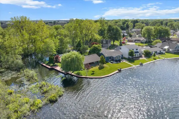 4335 Harmony Drive, Shelbyville, MI 49344