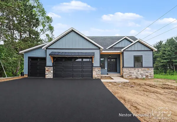 186 9 Mile Road NE, ComstockPark, MI 49321