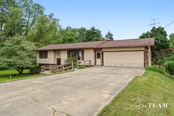 14079 8th Avenue, Marne, MI 49435