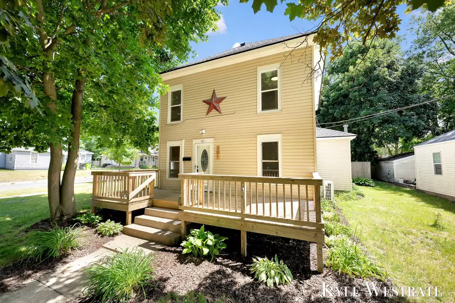 301 W Montcalm Street, Greenville, MI 48838 - #2