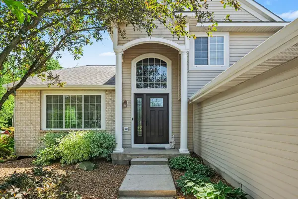 6630 Cannon Farms Drive NE, Rockford, MI 49341