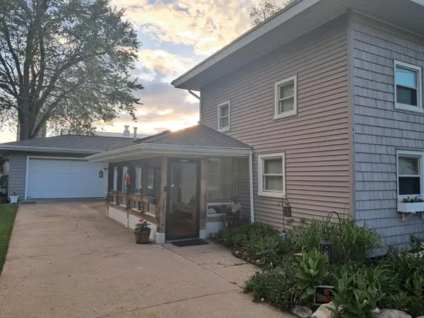 911 Washington Boulevard, LakeOdessa, MI 48849