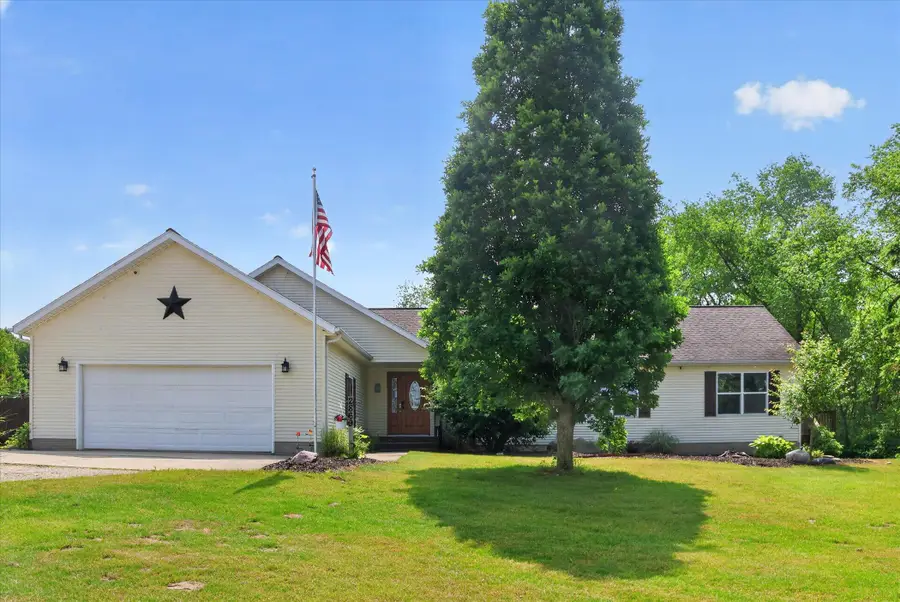 2869 Ridgecrest Drive, Saranac, MI 48881 - #3
