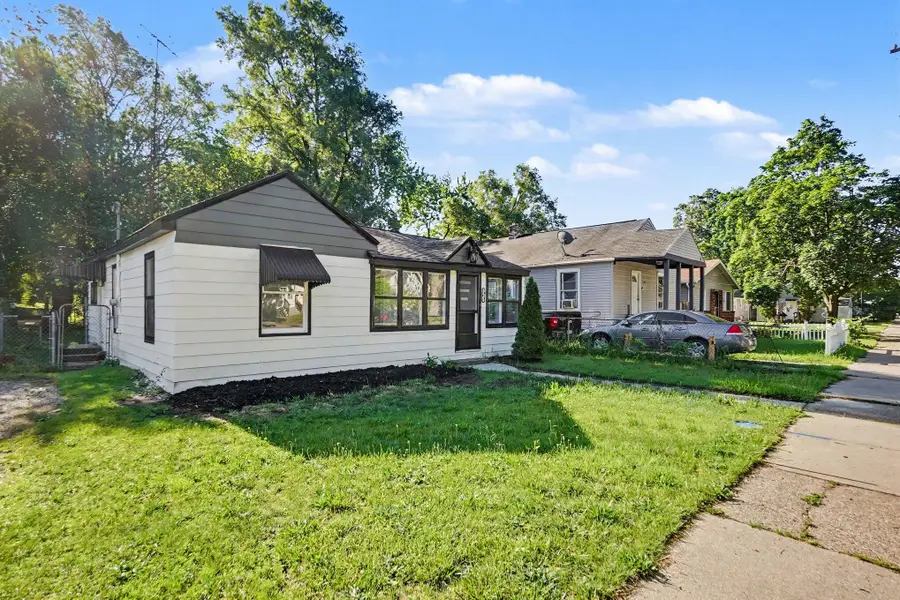 2484 Lincoln Street, Muskegon, MI 49441 - #3