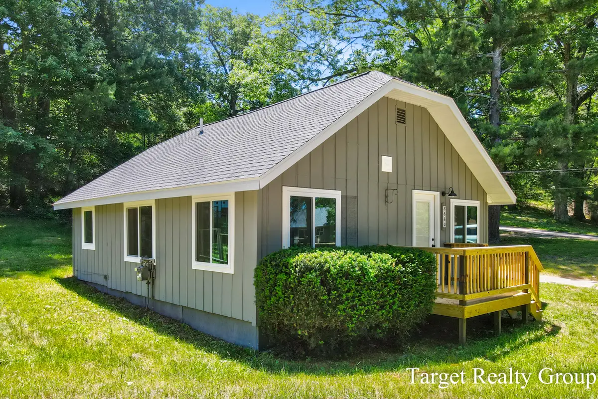 8660 Merry Drive NE, Rockford, MI 49341 - #1