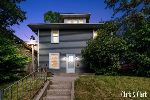 437 Rosewood Avenue SE, GrandRapids, MI 49506