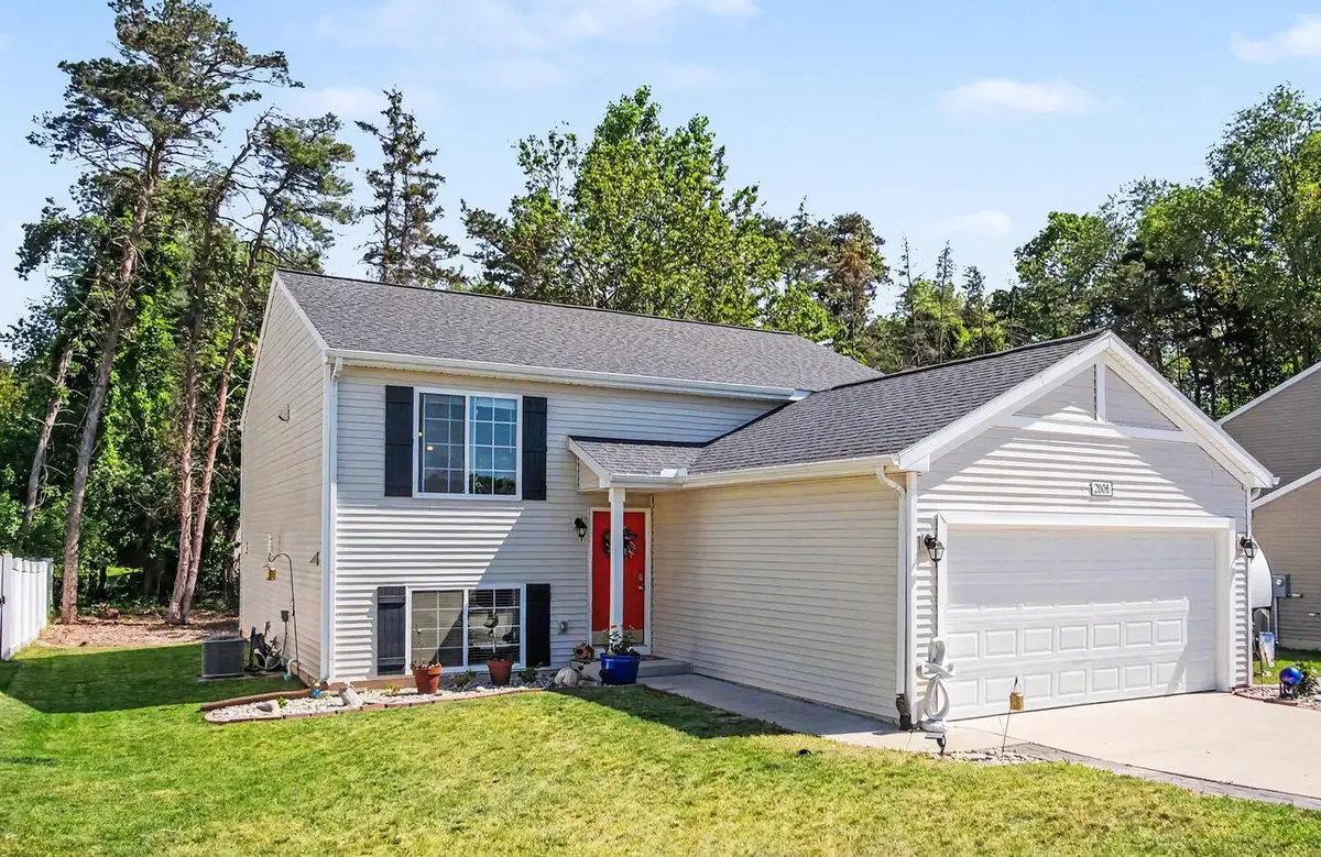 2006 Hillside Drive Unit: 8, Greenville, MI 48838 - #1