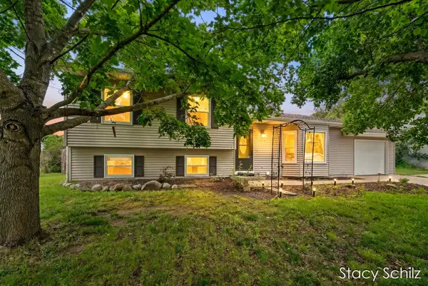 715 E Lincoln Street, Hastings, MI 49058