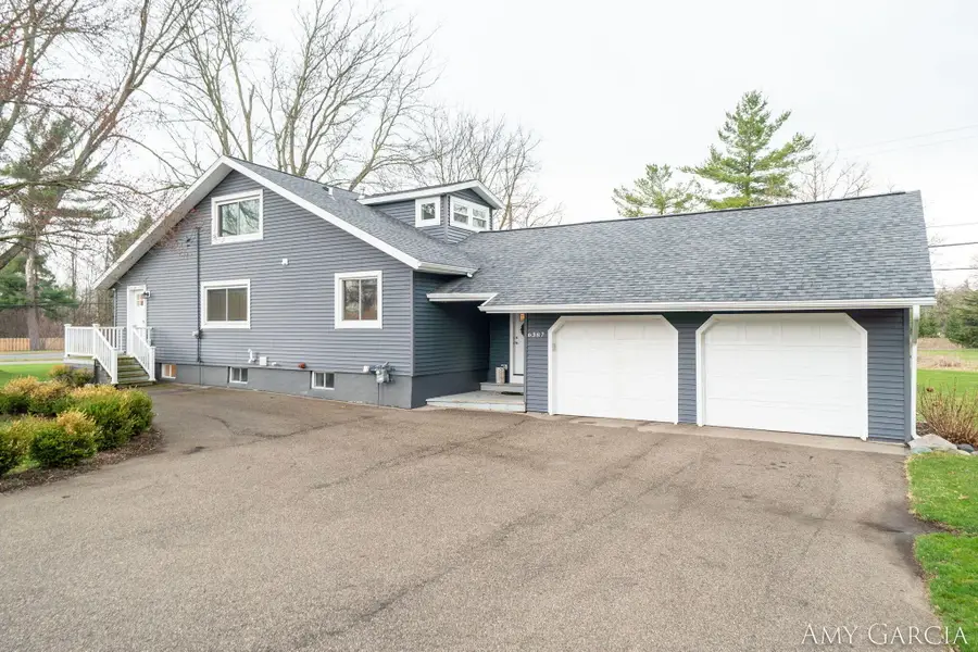 6387 Cascade Road SE, Grand Rapids, MI 49546 - #3