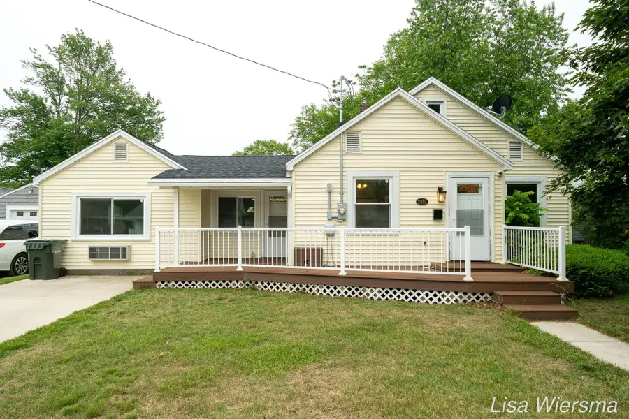 2357 Crozier Avenue, Muskegon, MI 49441 - #3