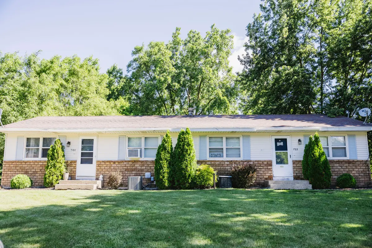 701-703 Coleman Street SE, Cutlerville, MI 49548 - #1