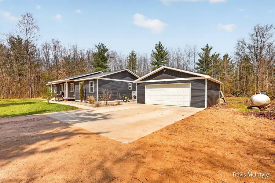 20392 Gates Road, Reynolds, MI 49329 - #2