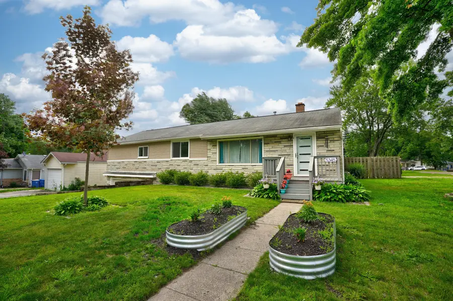 5345 Clinton River Drive, Waterford, MI 48327 - #2