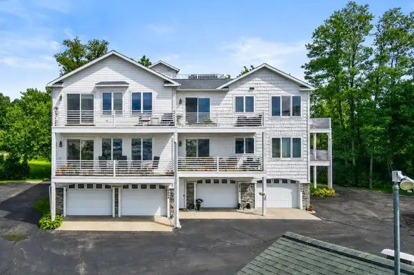 8668 Ellenwood  Drive Drive Unit: 11, Montague, MI 49437