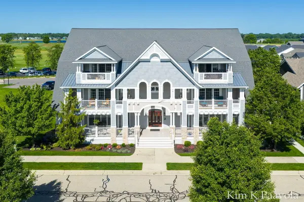 4661 Macatawa Legends Boulevard Unit: 3, Holland, MI 49424