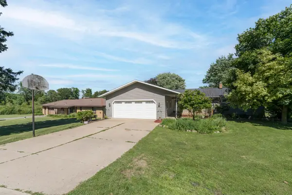 2937 Loehrs Landing Drive, Hastings, MI 49058