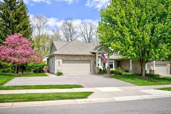 2137 Lamberton Creek Lane NE Unit: 22, GrandRapids, MI 49505