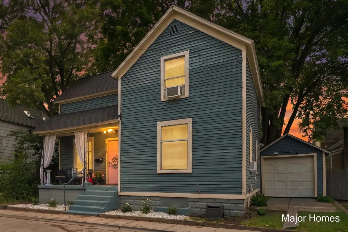 323 Robey Place SE, Grand Rapids, MI 49506 - #1