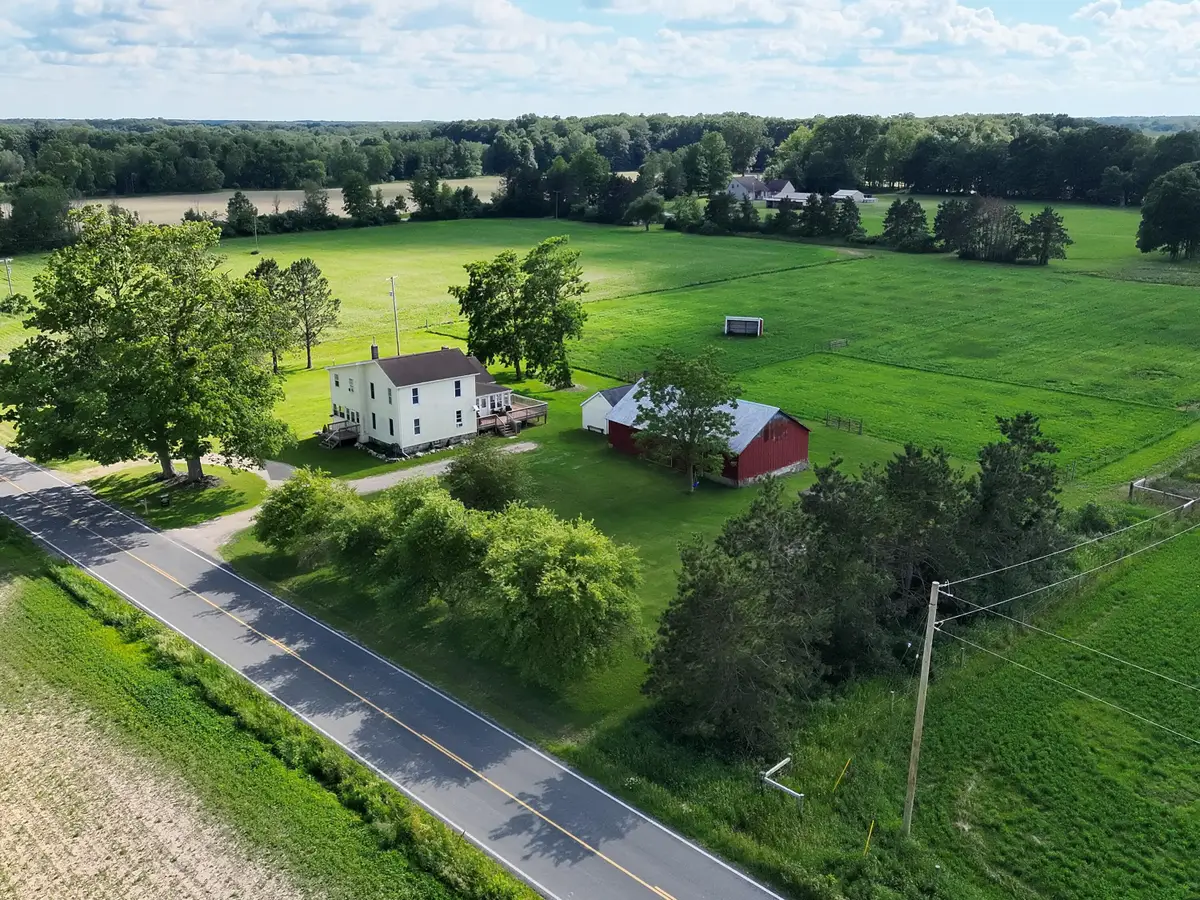 8884 S Townhall Road, Sheridan, MI 48884 - #1