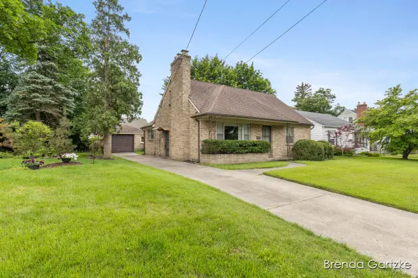 1012 Northlawn Street NE, GrandRapids, MI 49505