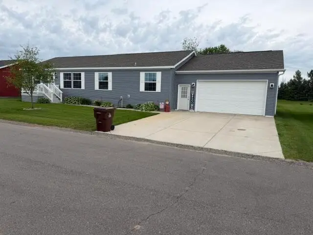 3688 Hollyfield Drive, Algoma, MI 49319 - #2