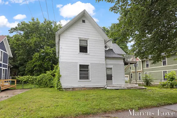 233 Hollister Avenue SE, GrandRapids, MI 49506