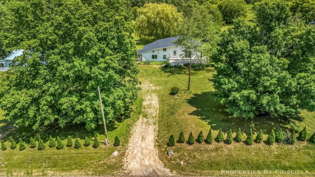16134 Peach Ridge Avenue NW, Tyrone, MI 49330 - #1