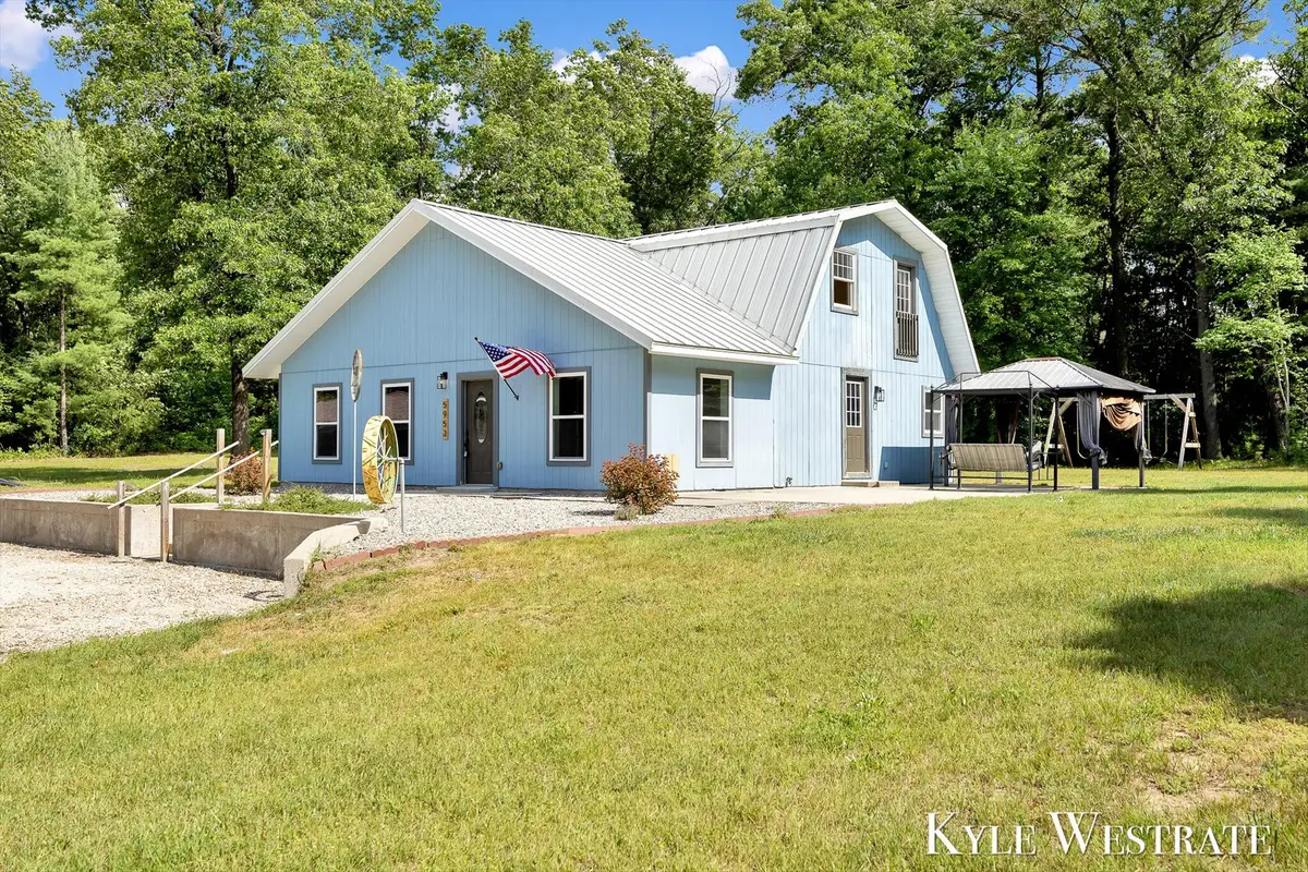 5953 S Newcosta Avenue, Newaygo, MI 49337 - #1