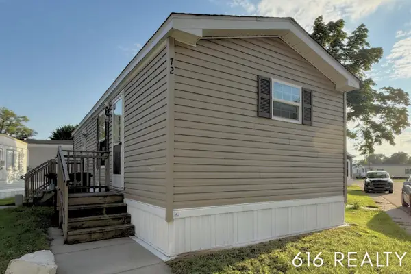 72 N Green Meadow Street SE, GrandRapids, MI 49548