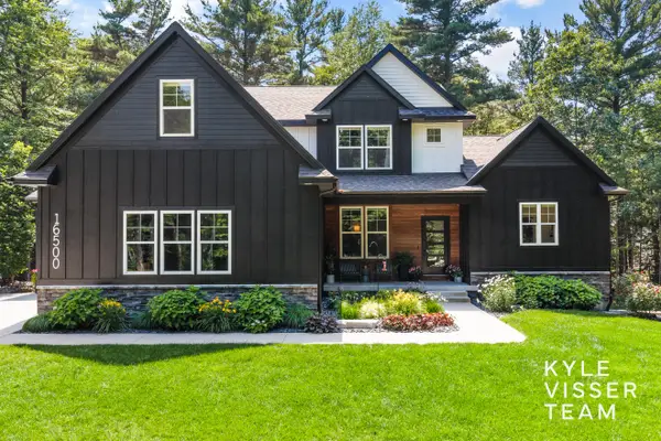 16500 Haven Woods Court, WestOlive, MI 49460