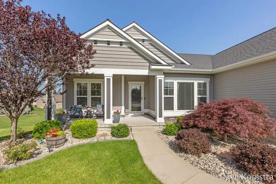 1011 Dreamfield Drive SE, Gaines, MI 49315 - #2