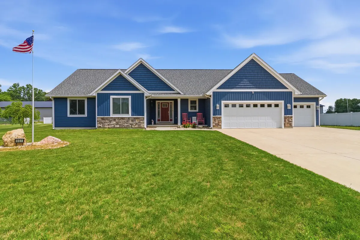 501 E Stoneridge Drive, Plainwell, MI 49080 - #1