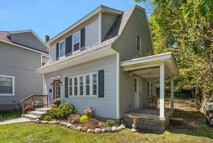 705 Lafayette Avenue NE, Grand Rapids, MI 49503 - #3