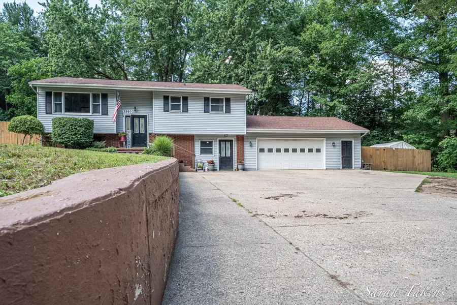 3860 E Pontaluna Road, Fruitport, MI 49415 - #2