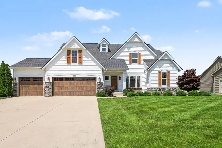 9784 Waterstone Drive SE, Byron Center, MI 49315 - #2